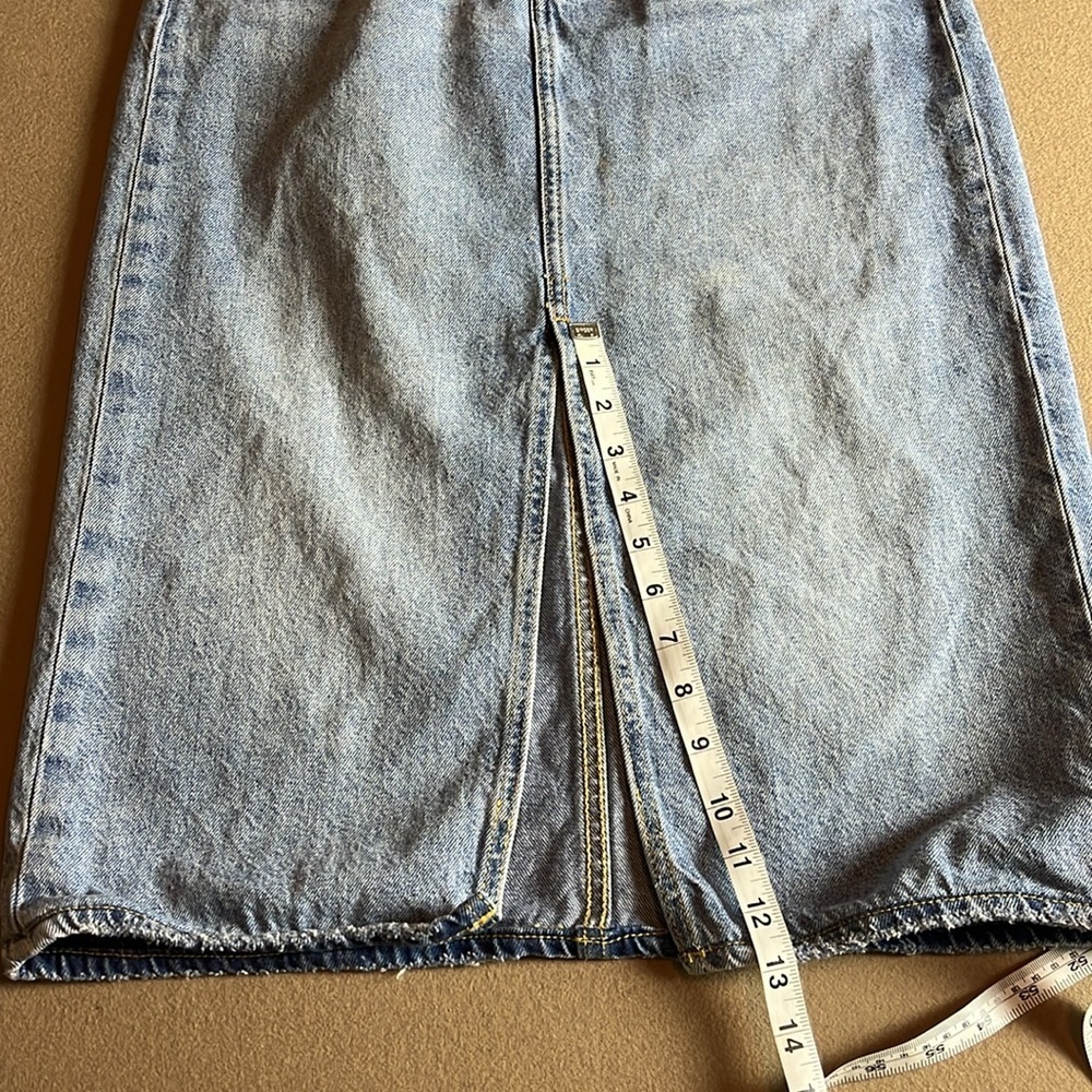 LEVI’S Denim Midi Jean Skirt - 27 - Picture 7 of 11